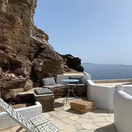 Vathi Balcon Tinos * Pánormos