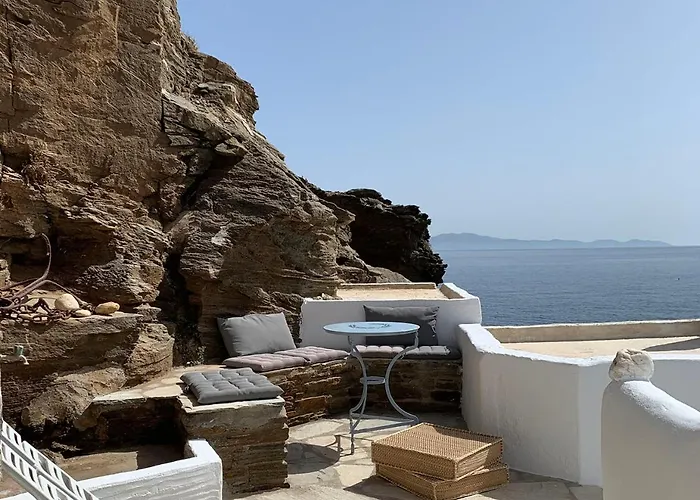 Vathi Balcon Tinos * Pánormos